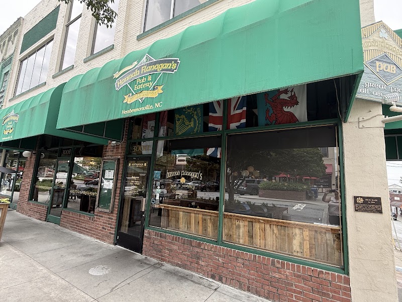 Hannah Flanagan's Pub & Eatery - Hannah Flanagan's Pub & Eatery 300 N Main St, Hendersonville, NC 28792, USA
