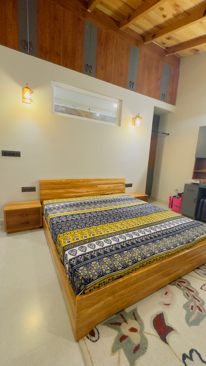 The Mountain Escape ( A Luxury home stay) - The Mountain Escape ( A Luxury home stay), Sargakhet, Mukteshwar, South Gola Range, Uttarakhand 263138, India