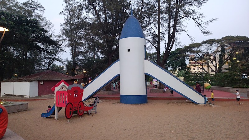 Miramar View Point - Miramar View Point FRF4+WGH, Dr Jack de Sequeira Rd, Tonca, Miramar, Panaji, Goa 403002, India