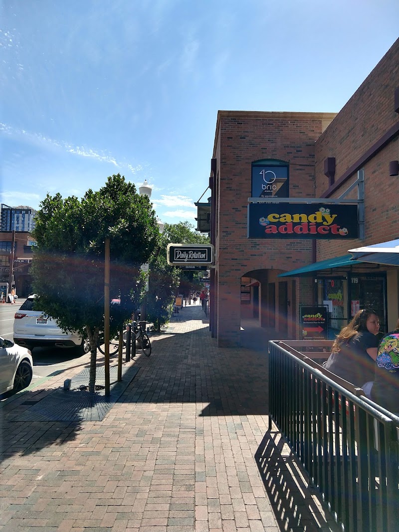 Courtyard Shops - Courtyard Shops, 414 S Mill Ave, Tempe, AZ 85281, USA