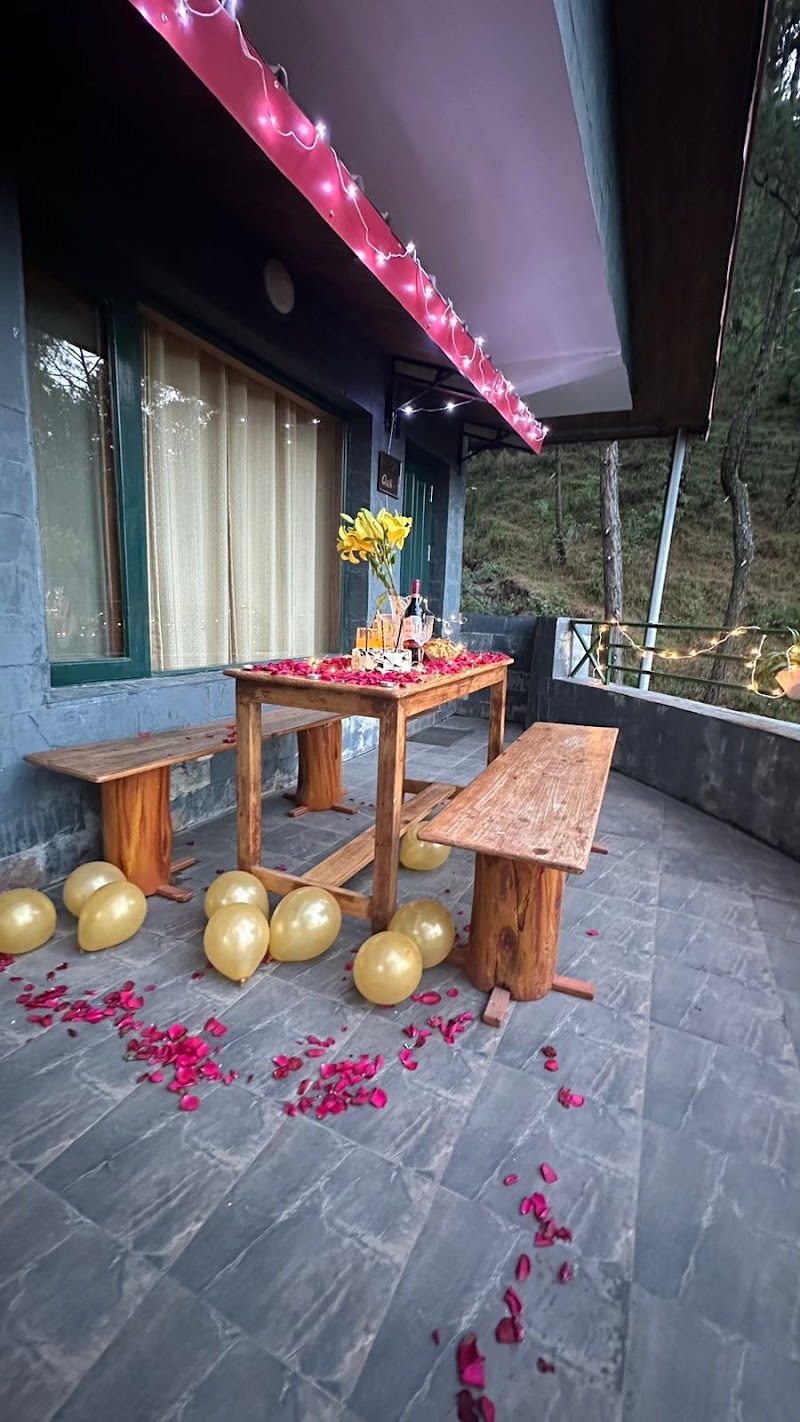 Bunker In The Hills - Bunker In The Hills Garkhal Kanda Rd, Kasauli, Himachal Pradesh 173201, India