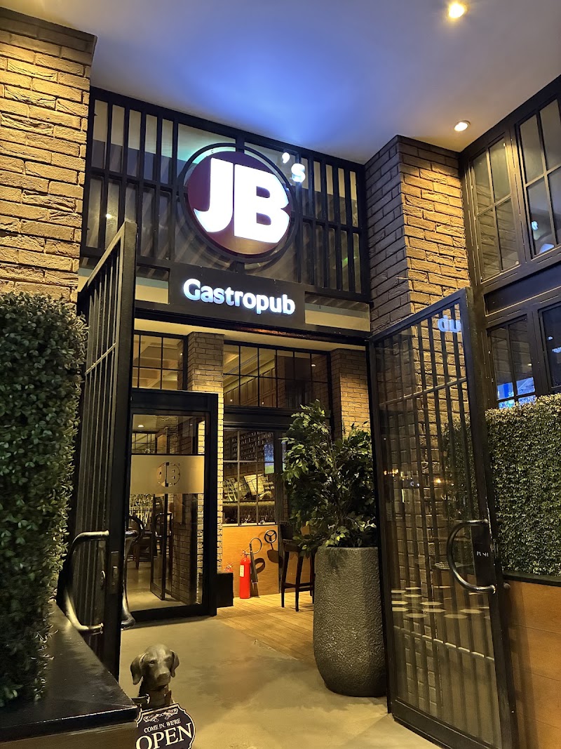 JB's Gastropub - JB's Gastropub Amwaj Rotana Hotel - Al Sayorah St - Marsa Dubai - Jumeirah Beach Residence - Dubai - United Arab Emirates