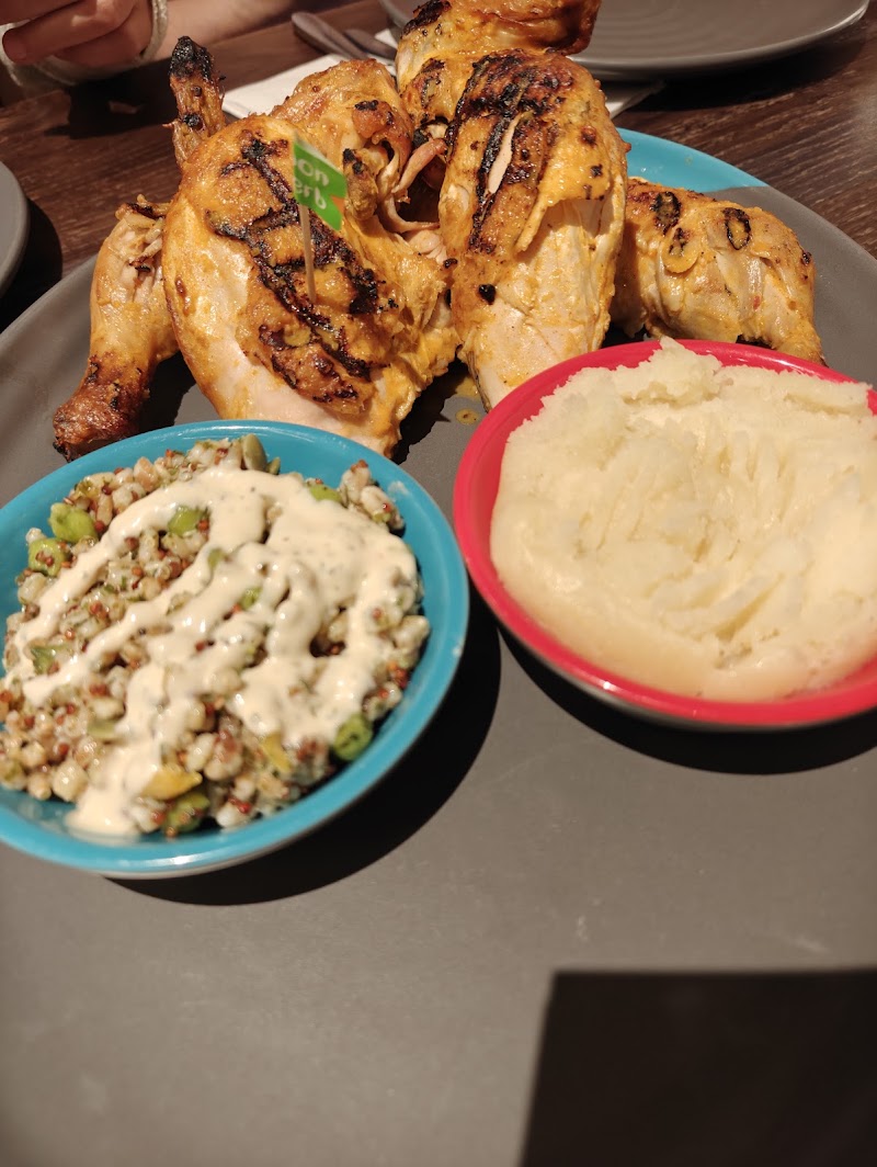Nando's St Christopher's Place - Nando's St Christopher's Place, 16-18 St Christopher's Pl, James St, London W1U 1EG, UK