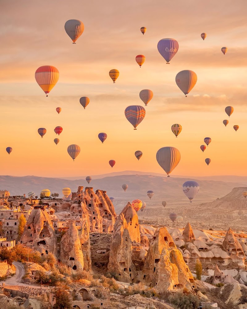 Cappadocia Tour - Cappadocia Tour, 3rd Floor, Cankurtaran, Alemdar Cd., 34122 Fatih/İstanbul, Türkiye