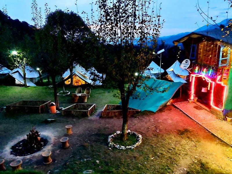 Travel Bir Billing - Paragliding in Bir Billing - Travel Bir Billing - Paragliding in Bir Billing Paragliding Landing site, Bir, Suja, Himachal Pradesh 176077, India