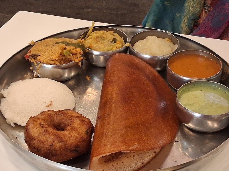 Dakshin Cafe - Dakshin Cafe Ground Floor, Sai Sumukha Classic,RBI Layout, VHPJ+JW6, 007-008, Kothnur Main Rd, Nataraja Layout, Santrupthi Nagar, JP Nagar 7th Phase, Arekere, Bengaluru, Karnataka 560078, India