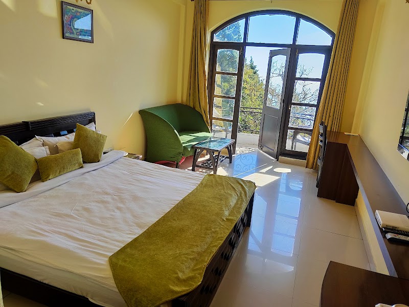 Mussoorie Gateway - Mussoorie Gateway Grand Park, Kenilworth Estate, Kincraig Road, bazaar, near Library, The Mall Road, Mussoorie, Uttarakhand 248179, India