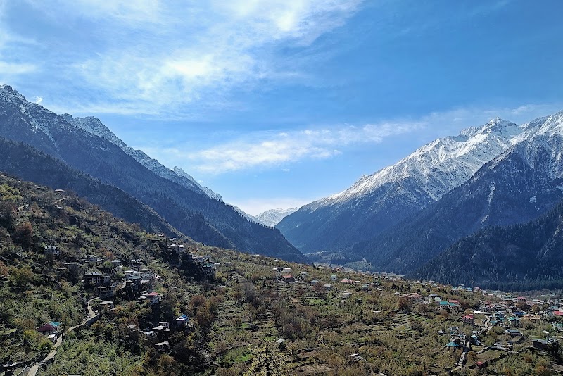Kamru Fort - Kamru Fort C7P5+J6W, Kamru, Himachal Pradesh 172106, India