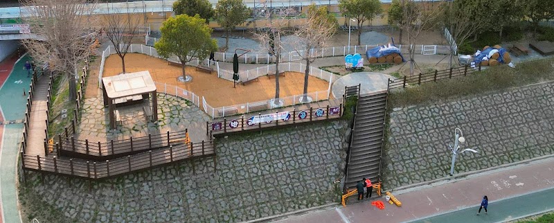 반려동물 산책놀이공원 - 반려동물 산책놀이공원, 982-5 Sajik-dong, Dongnae-gu, Busan, South Korea