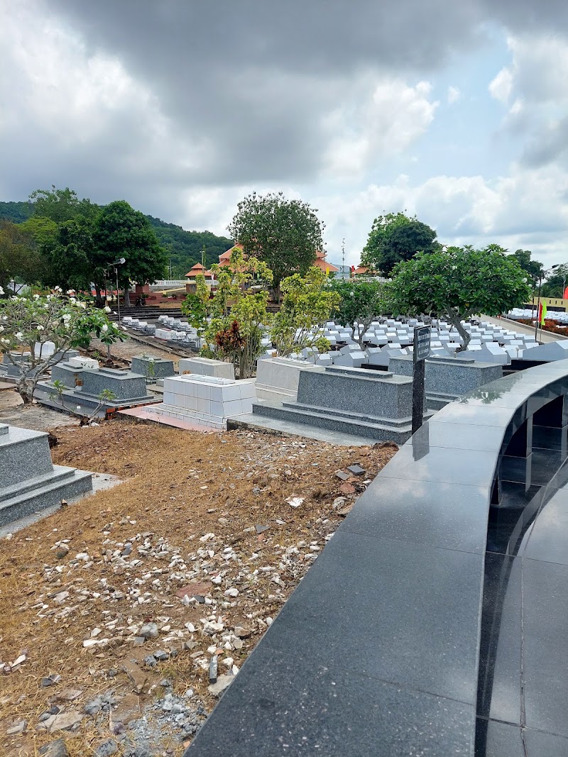 Phu Quoc Martyrs Cemetery - Phu Quoc Martyrs Cemetery, 6XJ9+JR4, Phu Quoc, An Giang, Vietnam