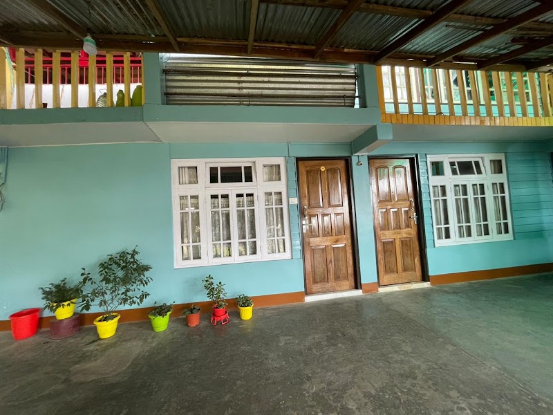 Mountain Manor Homestay