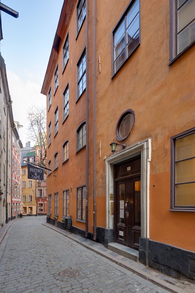 Castanea Old Town Hostel