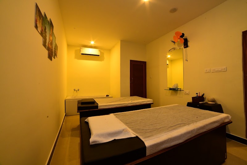 RoyalMantra Wellness & Salon Salem - RoyalMantra Wellness & Salon Salem, No.15, Nm Arcade Rd, opp. ARRS Multiplex, Meyyanur, Salem, Tamil Nadu 636004, India