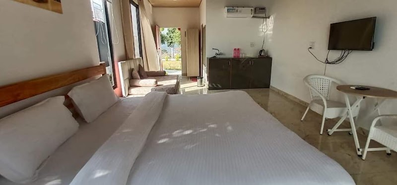 Glamping Heights Resort - Glamping Heights Resort Templeton Rd, Naukluchiatal, Bhowali Range, Uttarakhand 263136, India