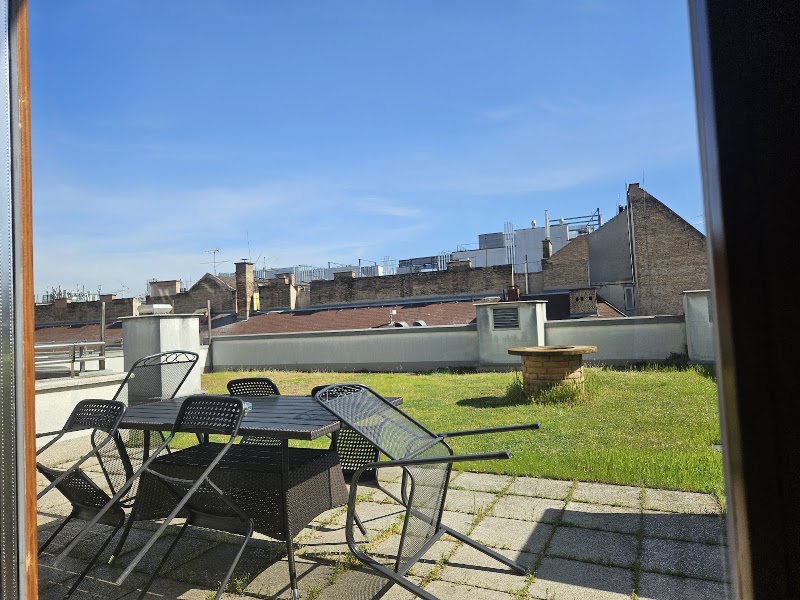 Trendy Deluxe Apartments