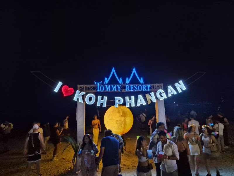 Fullmoon Party koh Phangan, Thailand - Fullmoon Party koh Phangan, Thailand M3G9+H76, Ban Tai, Ko Pha-ngan District, Surat Thani 84280, Thailand
