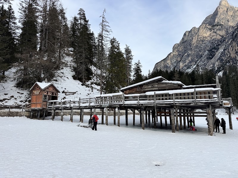 La Palafitta - Bootsverleih am Pragser Wildsee - La Palafitta - Bootsverleih am Pragser Wildsee, St.Veit, 39030 Braies BZ, Italy