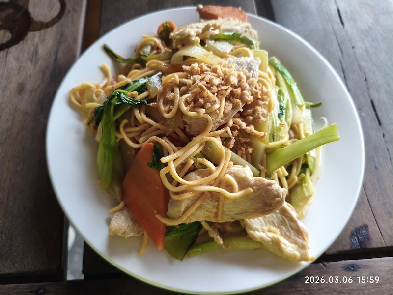 Tin Tin Pizza: family restaurant & vietnamese food & vegetarian food - Tin Tin Pizza: family restaurant & vietnamese food & vegetarian food tổ 4 ấp ông lang, xã cửa dương, phú quốc , kiên giang, Ông Lang, Phú Quốc, An Giang 922221, Vietnam
