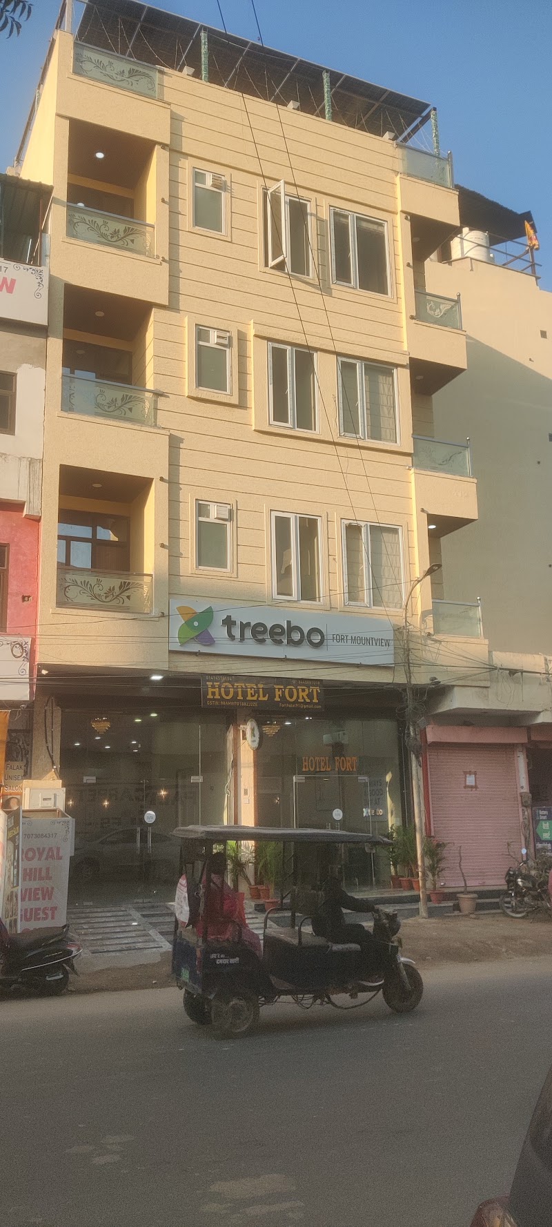 Fort Hotel mountview with rooftop cafe & Restaurant (A unit of Anandam Group of Hotel & Resort)