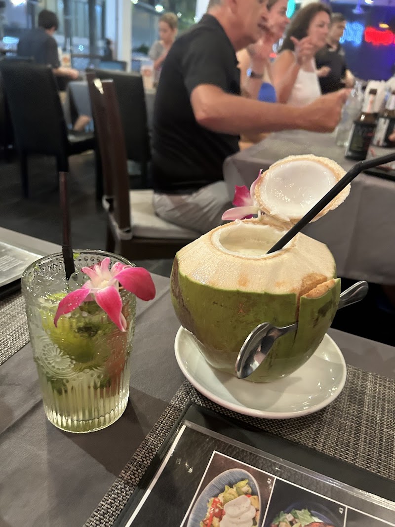 Two Chefs Kata Beach - Two Chefs Kata Beach, ถนน กะตะ - โคกโตนด ซอย 3 Tambon Karon, Amphoe Mueang Phuket, Chang Wat Phuket 83100, Thailand