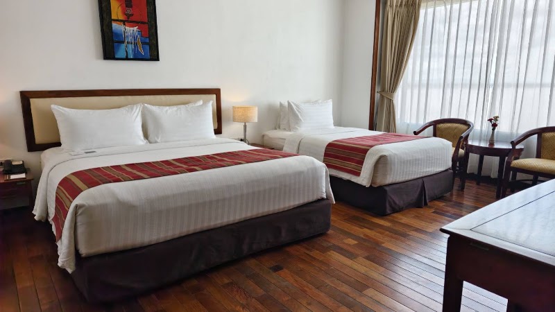Champasak Grand Hotel - Champasak Grand Hotel, 4R68+CJ2 Mekong Riverside Road, Pakxé, Laos