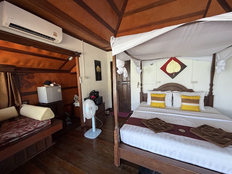 Taatoh Seaview Resort - Taatoh Seaview Resort 44 Moo 3, Shark bay zone kohtao koh phangun, ตำบล เกาะเต่า อำเภอเกาะพะงัน สุราษฎร์ธานี 84360, Thailand