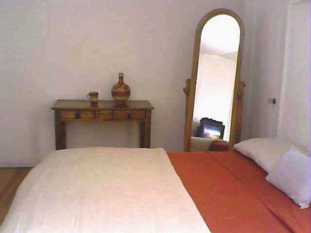 Any's Hostal - Any's Hostal, Puebla 263, Cuauhtémoc, Roma Nte., Cuauhtémoc, 06700 Ciudad de México, CDMX, Mexico