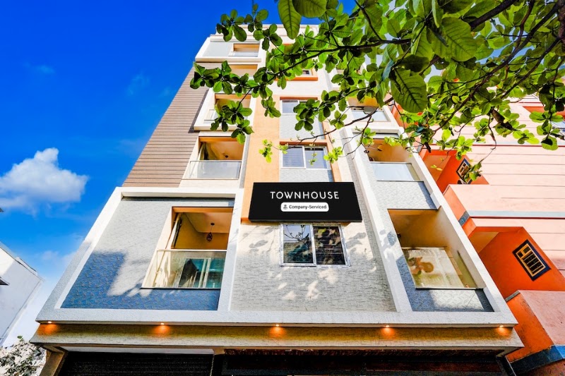 Super Townhouse by OYO Marathahalli Near Sri Nagalingeshwar Swamy Temple Formerly Hotel Avenue - Super Townhouse by OYO Marathahalli Near Sri Nagalingeshwar Swamy Temple Formerly Hotel Avenue, Property No.100, Situated at Presently known as ASHWATHNAGAR, Hobli, Varthur, presently, Munnekolala, Bengaluru, Karnataka 560037, India