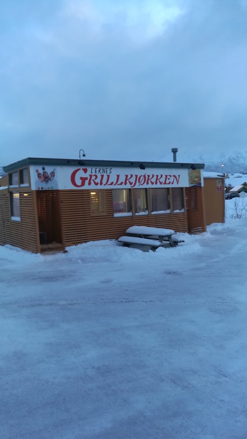 Leknes Grillkjøkken - Leknes Grillkjøkken, Sentralbaneveien 2, 8370 Leknes, Norway