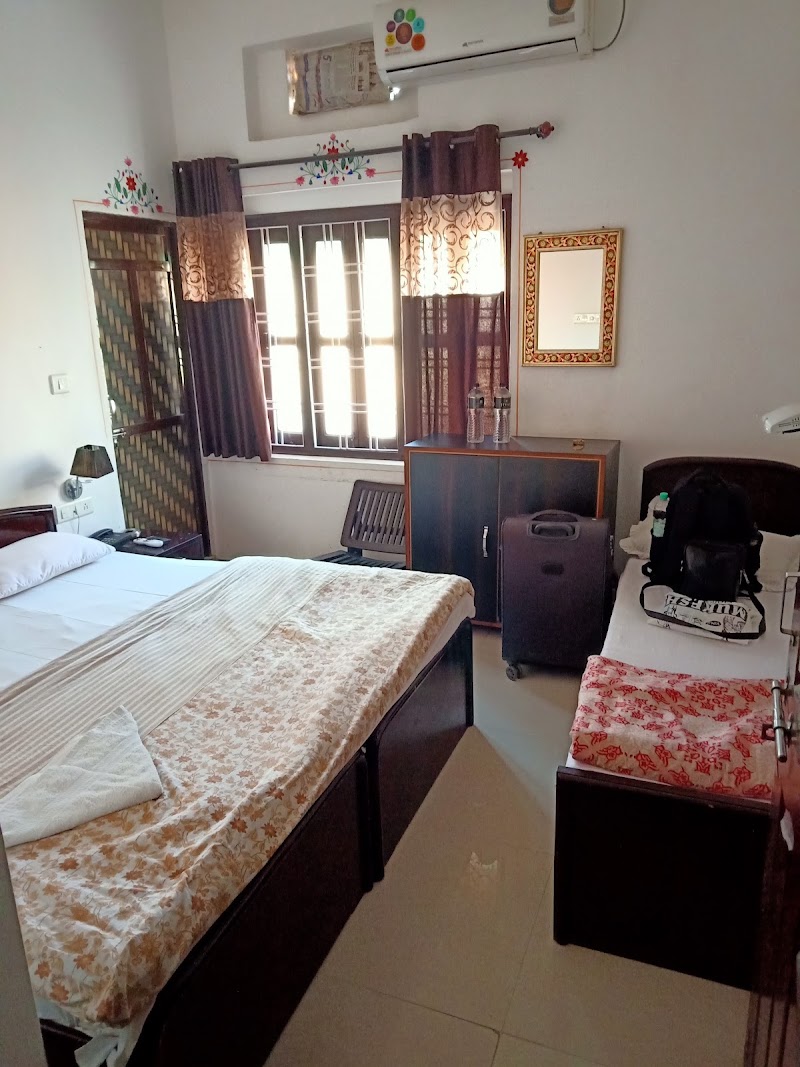 The Royal Lake View Villa - The Royal Lake View Villa, 39, Bagor Ki Haveli, Panch Devri Marg, near Hanuman Ghat, Outside Chandpole, Ambamata, Udaipur, Rajasthan 313004, India