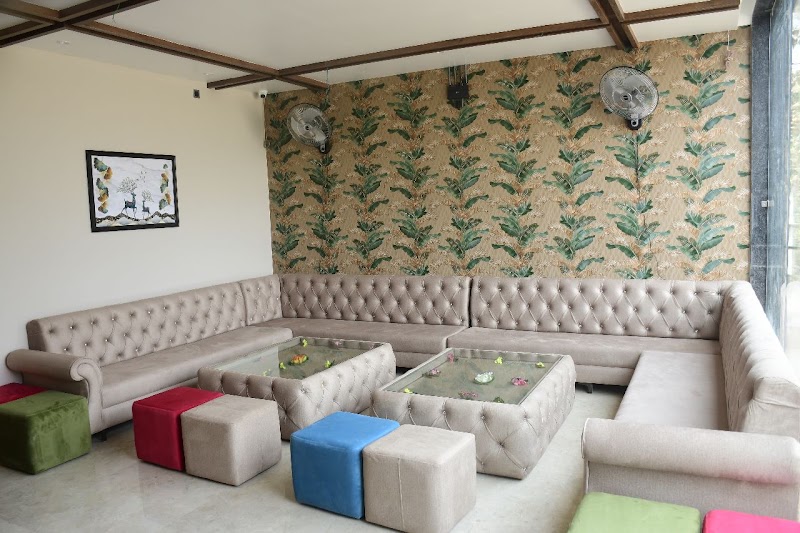 Hotel CM Park - Hotel CM Park, F675+JQR, Dharamjaigarh, Chhattisgarh 496116, India