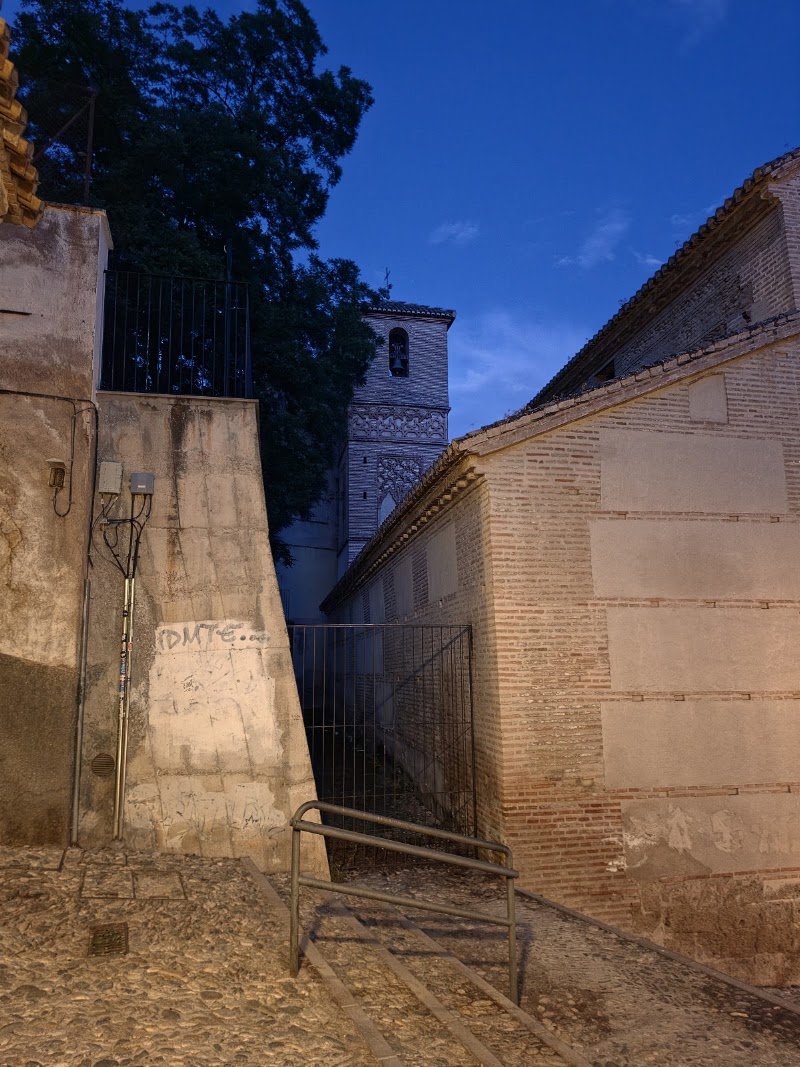 Alminar Almohade de San Juan de los Reyes - Alminar Almohade de San Juan de los Reyes, C. Guinea, Albaicín, 18010 Granada, Spain