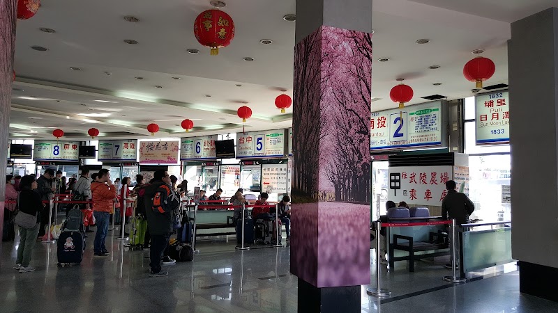 Taipei Station - Taipei Station, 100, Taiwan, Taipei City, Zhongzheng District, 車站 東 三門