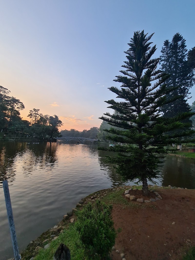 Ward's Lake - Ward's Lake Ward's Lake, Police Bazar, Shillong, Meghalaya 793001