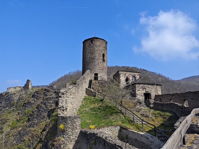 Hrad Střekov - Hrad Střekov, Na Zacházce 844, 400 03 Ústí nad Labem-Střekov, Czechia