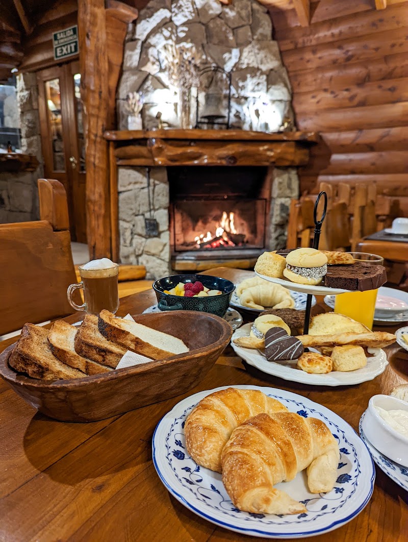 Nido del Cóndor Hotel & Spá - Nido del Cóndor Hotel & Spá Av. Ezequiel Bustillo 6922, R8400 San Carlos de Bariloche, Río Negro, Argentina