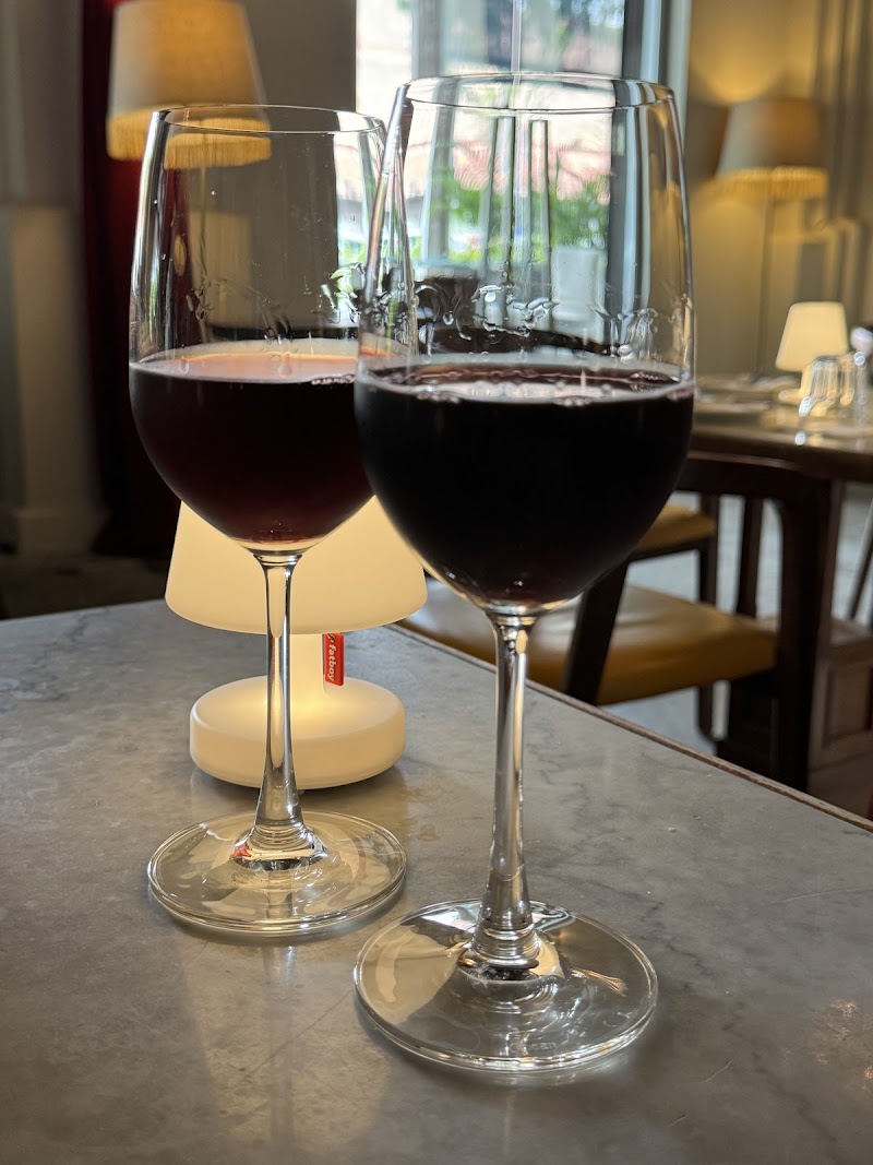 Ling Ling by The Wine Company - Ling Ling by The Wine Company, Dempsey Rd, block 8, Singapore 247696