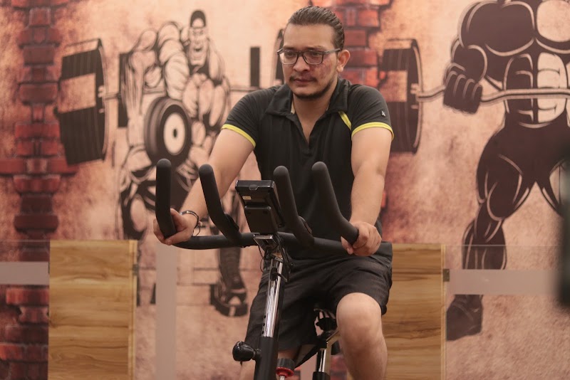 The Play Fitness Sector 69, Gurgaon - The Play Fitness Sector 69, Gurgaon Plot 1, First Floor, Opposite 3 Roads Mall, Tulip Chowk, Tulip Violet Society, Sector 69, Gurugram, Haryana 122101, India