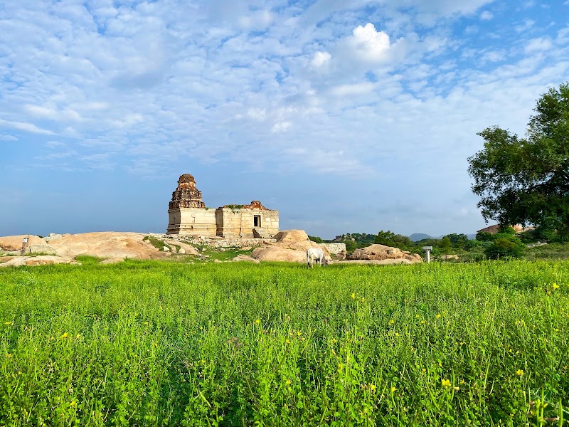 Octagonal Bath - Octagonal Bath, 8F8G+66H, Hampi, Kamalapura, Karnataka 583221, India