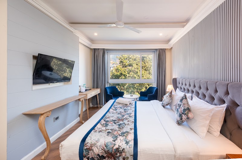 Hotel Sapling - 500 Mtr from Picture Palace - Hotel Sapling - 500 Mtr from Picture Palace Clock Tower, Civil Hospital Road, near Landour, Sapling Estate, Landour, Mussoorie, Uttarakhand 248179, India
