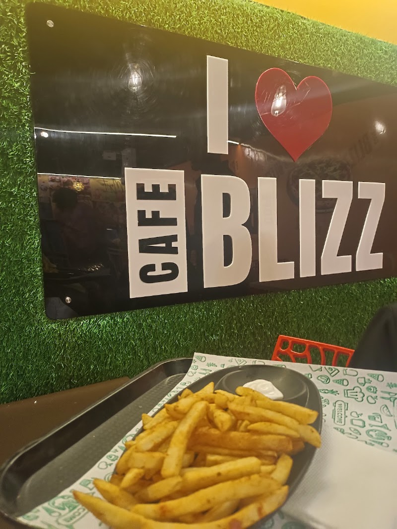 Cafe Blizz (Best Cafe In Ratnagiri) - Cafe Blizz (Best Cafe In Ratnagiri) Mazgaon Road, State Bank Colony, Ratnagiri, Maharashtra 415639, India