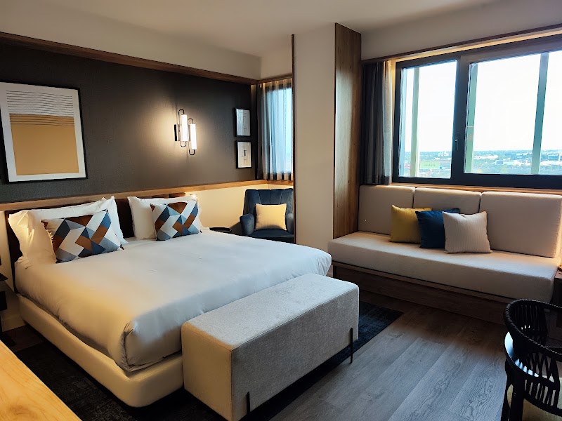 Four Points by Sheraton Barcelona Airport - Four Points by Sheraton Barcelona Airport Carrer de Catalunya, 08840 Viladecans, Barcelona, Spain