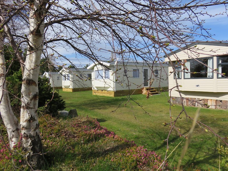 Findhorn Bay Holiday Park & Camping
