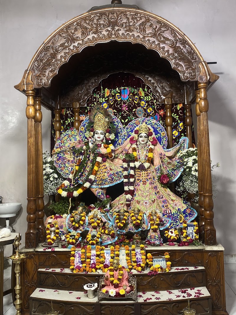 ISKCON Raipur - ISKCON Raipur, Hare Krishna Dham, Great Eastern Rd, opp. Maharishi Vidya Mandir, Alopi Nagar, Raipur, Chhattisgarh 492099, India
