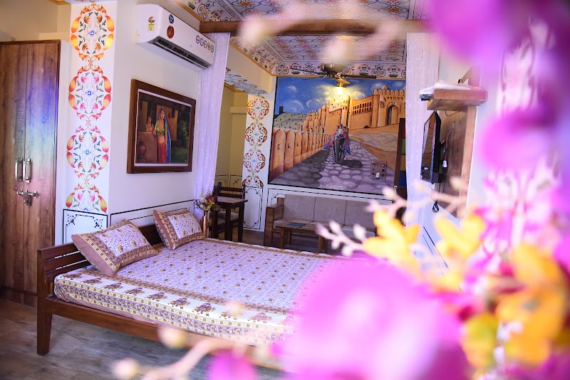 Heritage Above 1-Rooftop Restaurant & Bar - Heritage Above 1-Rooftop Restaurant & Bar Hawa Mahal Rd, Chandi Ki Taksal, Pink City, Jaipur, Rajasthan 302002, India