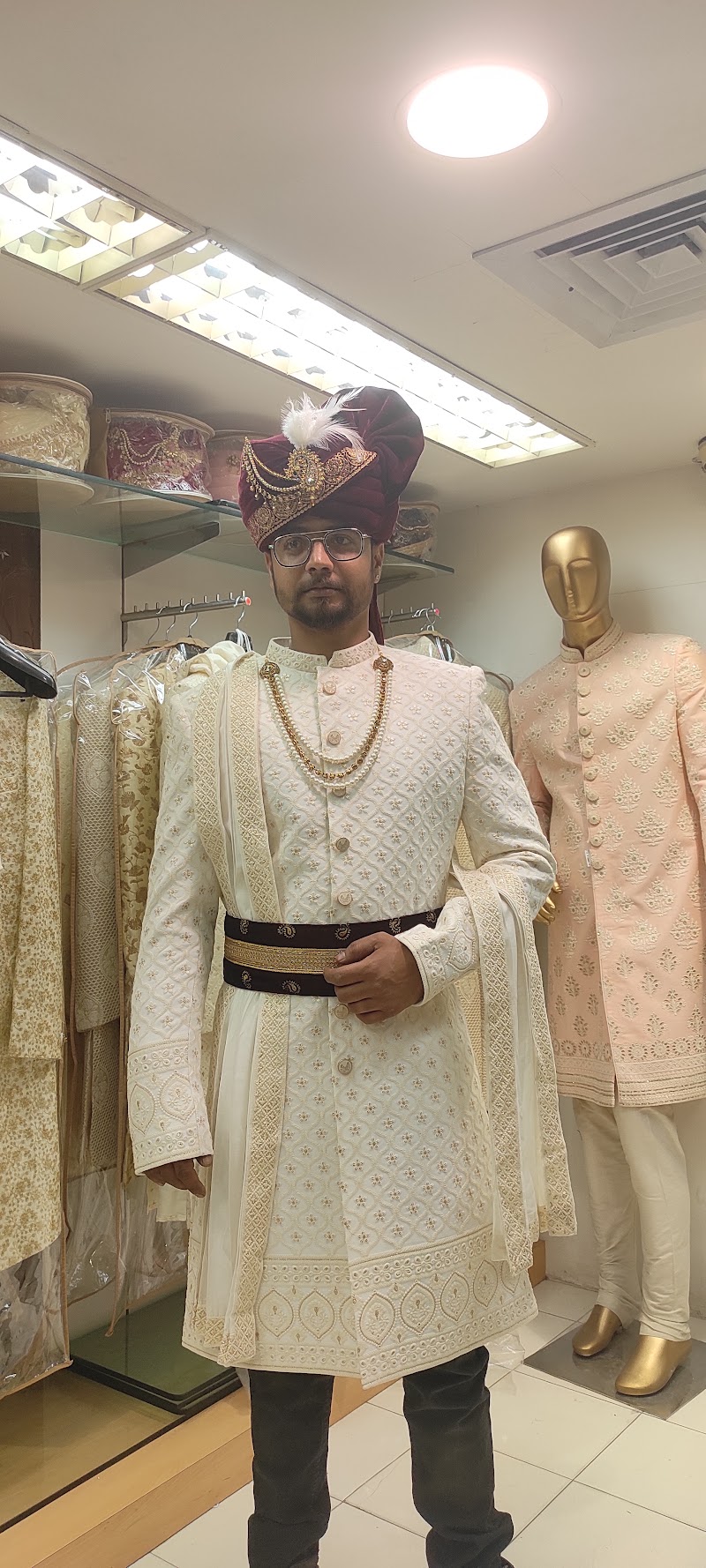 Sanjay Textile Store - Sanjay Textile Store Johri Bazar, Pink City, Jaipur, Jaipur Nagar Nigam Area, Rajasthan 302017, India