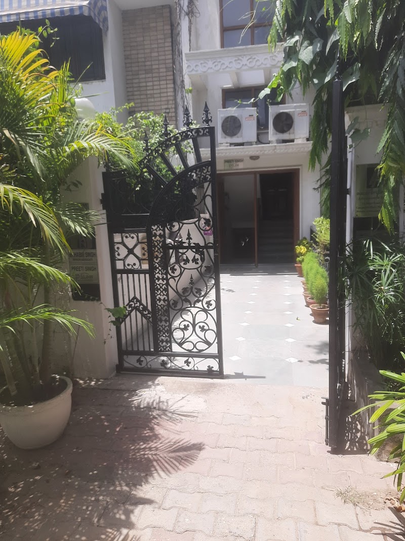 Preeti Singh & Associates - Preeti Singh & Associates 13, LGF, Babar Rd, Bengali Market, Todermal Road Area, Mandi House, New Delhi, Delhi 110001, India