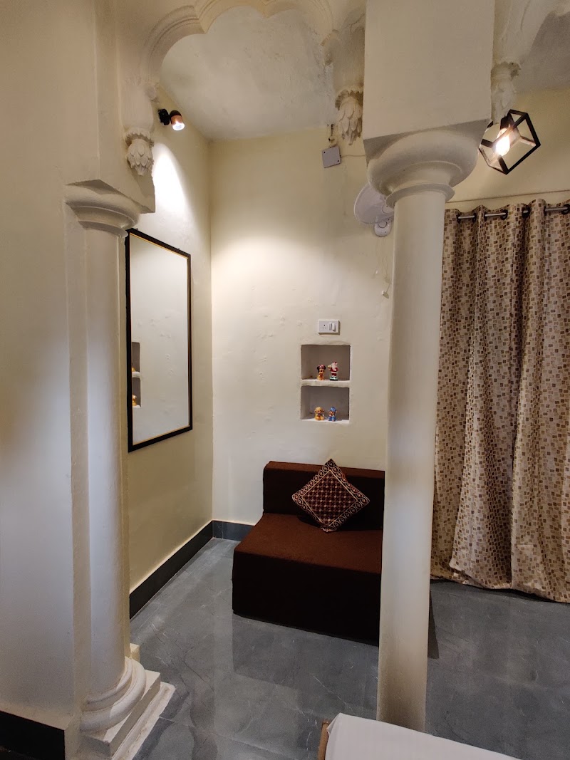 Shivangan Heritage HomeStays near ghat - Shivangan Heritage HomeStays near ghat, B 2/69, in front of adarsh shiksha mandir, bhadaini, Shivala, Varanasi, Uttar Pradesh 221005, India