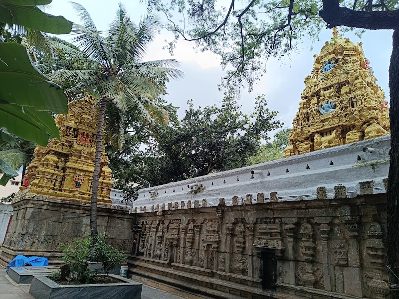 Shri Someshwara Swamy Temple, Halasur - Shri Someshwara Swamy Temple, Halasur Sri, Someshwara Temple Rd, Halasuru, Someshwarpura, Bengaluru, Karnataka 560008, India