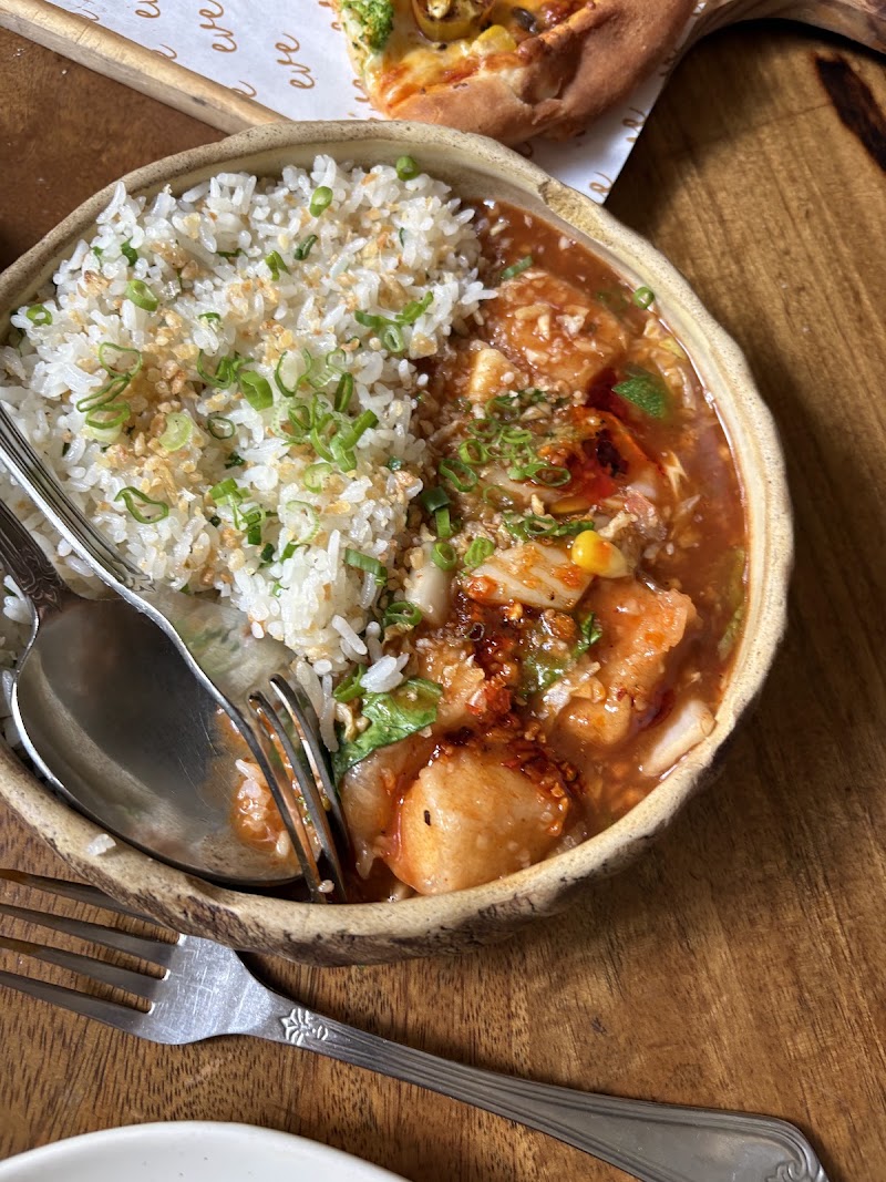Eve - Eve Hiranandani Gardens, Panchkutir Ganesh Nagar, Powai, Mumbai, Maharashtra 400076, India
